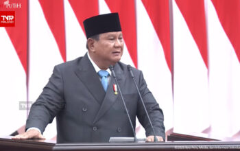 Prabowo Minta Rakyat Rekam Aparat Nakal dan Laporkan Korupsi